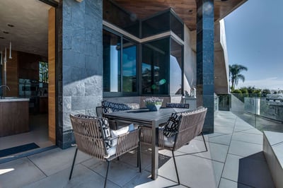 Luxury Villa Photo #9