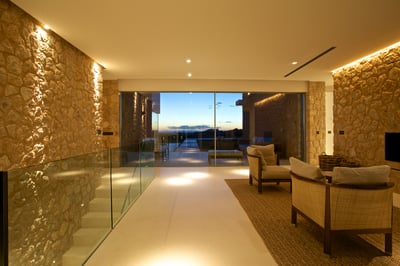 Luxury Villa Photo #19