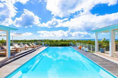 Luxury Villa Photo #7