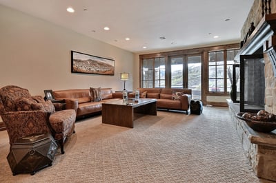 Luxury Villa Photo #18