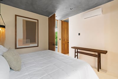 Luxury Villa Photo #27
