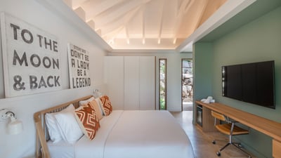 Luxury Villa Photo #51