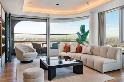 Luxury Villa Photo #2