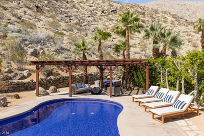 Luxury Villa Photo #4