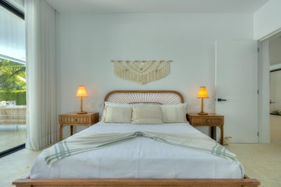 Hacienda A91 - Elegant Tropical Retreat