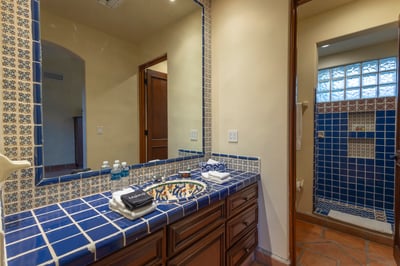 Luxury Villa Photo #38