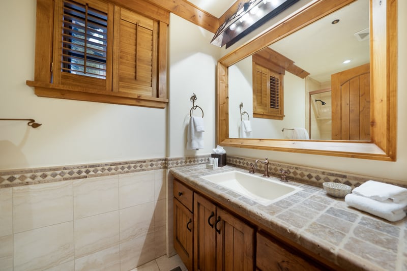 Timber Lodge at the Oaks