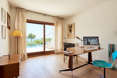 Luxury Villa Photo #33