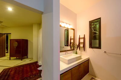 Luxury Villa Photo #42