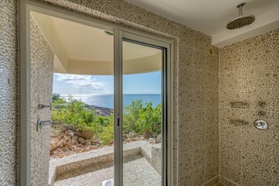 Luxury Villa Photo #65