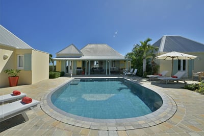 Luxury Villa Photo #3