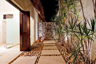 Luxury Villa Photo #24