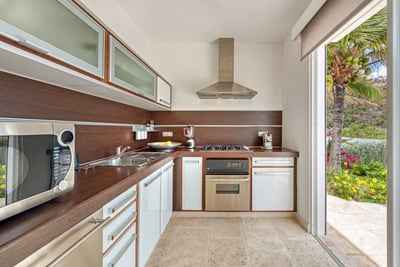 Luxury Villa Photo #13