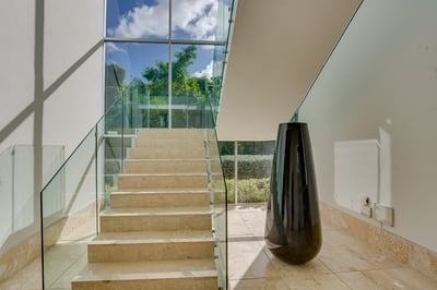 Luxury Villa Photo #44