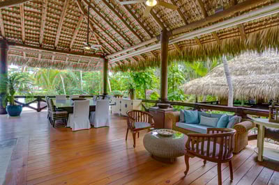 Luxury Villa Photo #9