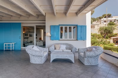 Luxury Villa Photo #37