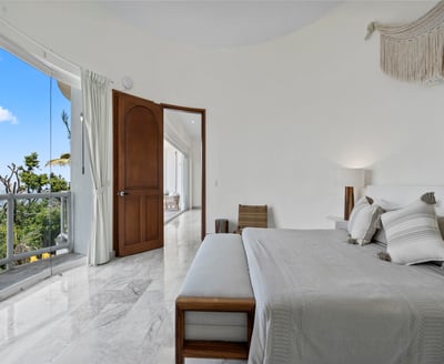 Luxury Villa Photo #51