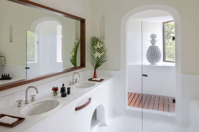 Luxury Villa Photo #38