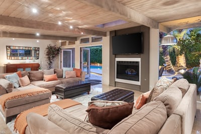 Luxury Villa Photo #15