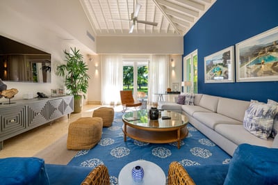 Luxury Villa Photo #16