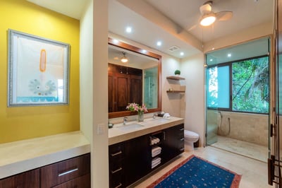 Luxury Villa Photo #25