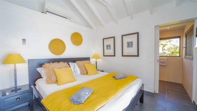 Luxury Villa Photo #45