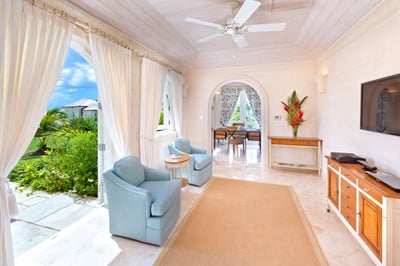 Luxury Villa Photo #9