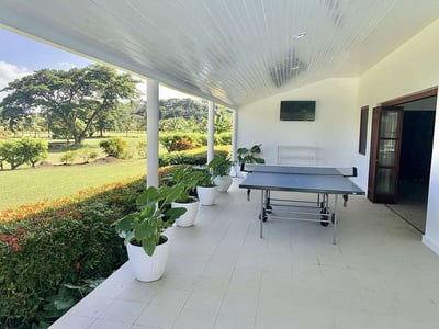 Luxury Villa Photo #4