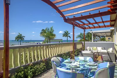 Luxury Villa Photo #11