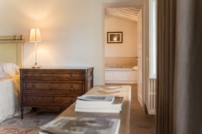 Luxury Villa Photo #32