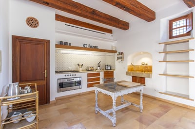 Luxury Villa Photo #22