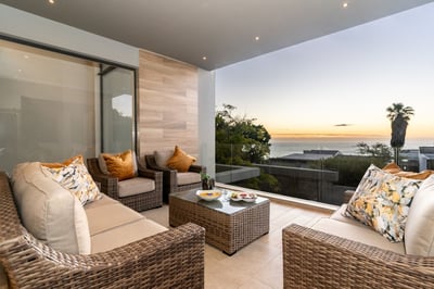 Luxury Villa Photo #13
