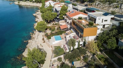 Luxury Villa Photo #2