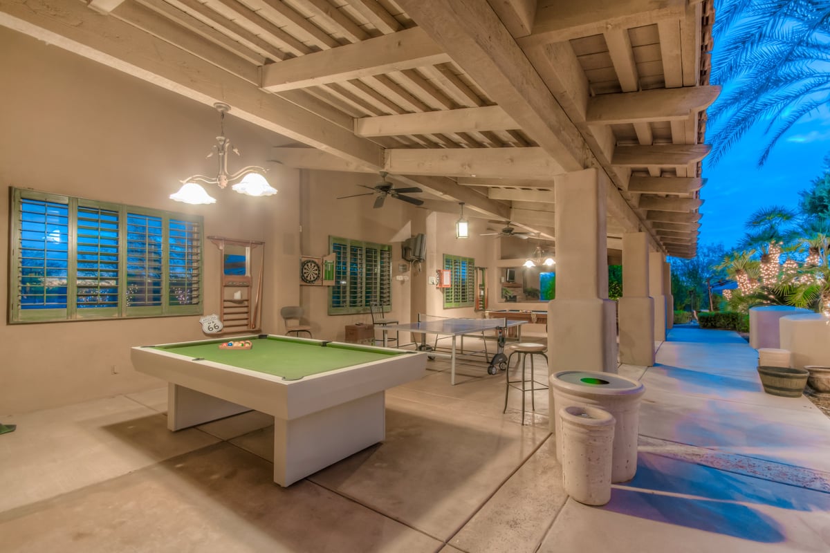 Outdoor Game Area with Ping Pong and Pool Tables - Image 19