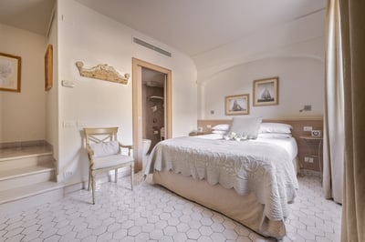 Luxury Villa Photo #41