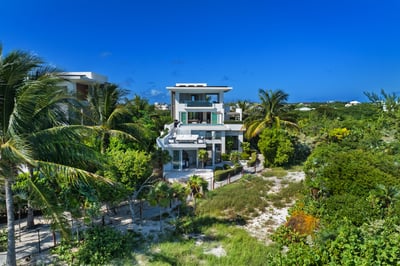 Luxury Villa Photo #29