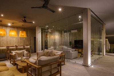 Luxury Villa Photo #17