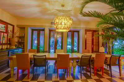 Luxury Villa Photo #19