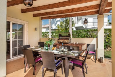 Luxury Villa Photo #13
