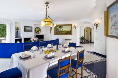Luxury Villa Photo #6