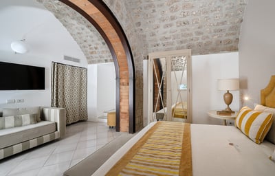 Luxury Villa Photo #27