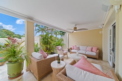 Luxury Villa Photo #11