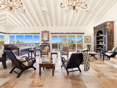 Luxury Villa Photo #28