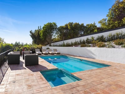 Luxury Villa Photo #7