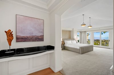 Luxury Villa Photo #41