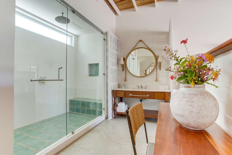 2 BDM Beachfront Villa