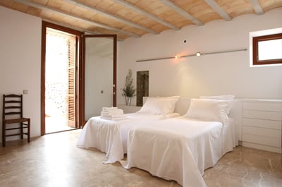 Luxury Villa Photo #14
