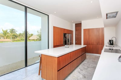 Luxury Villa Photo #17