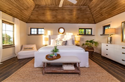 Luxury Villa Photo #19