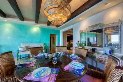 Luxury Villa Photo #6